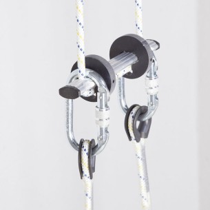 Roll-Up Rope Ladder, 11 m and 37 rungs 2