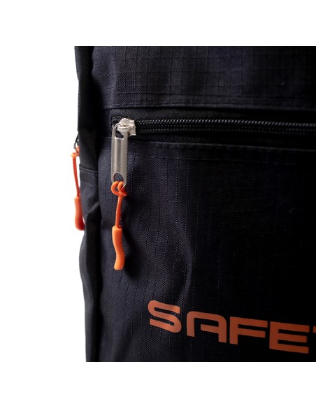 MOCHILA P-Equipo Black waterproof 50x35x20cm, multibolsillos