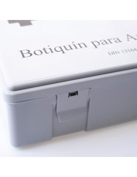 CAIXA DE PRIMEIROS SOCORROS PARA AUTOMÓVEL HERMÉTICA, com kit completo